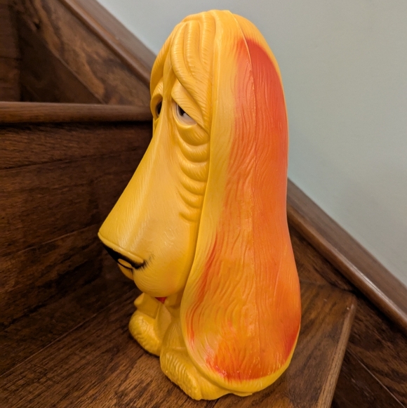 Vintage Retro 1970’s Plastic Crying Basset Hound Piggy Bank Excellent Condition - Picture 4 of 8